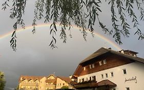 Ameiserhof Guesthouse